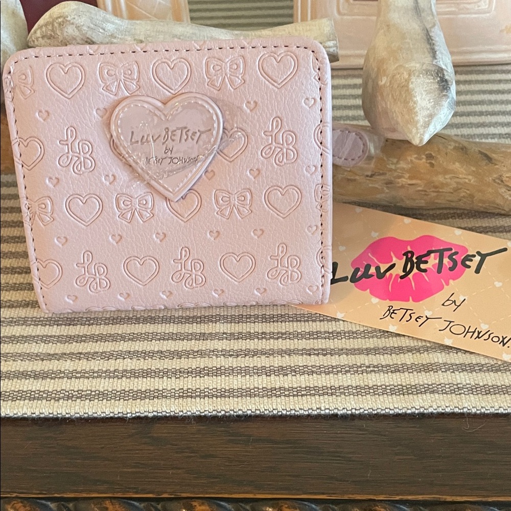 Betsey Johnson Light Pink Heart and Bow Wallet